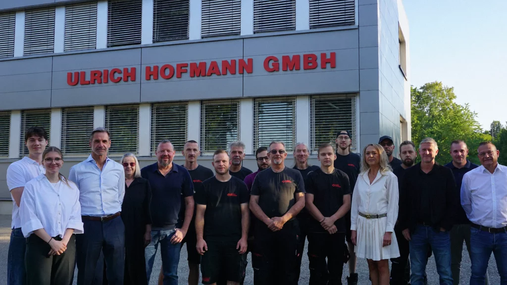 Gruppenfoto Ulrich Hofmann GmbH - alle Mitarbeiter